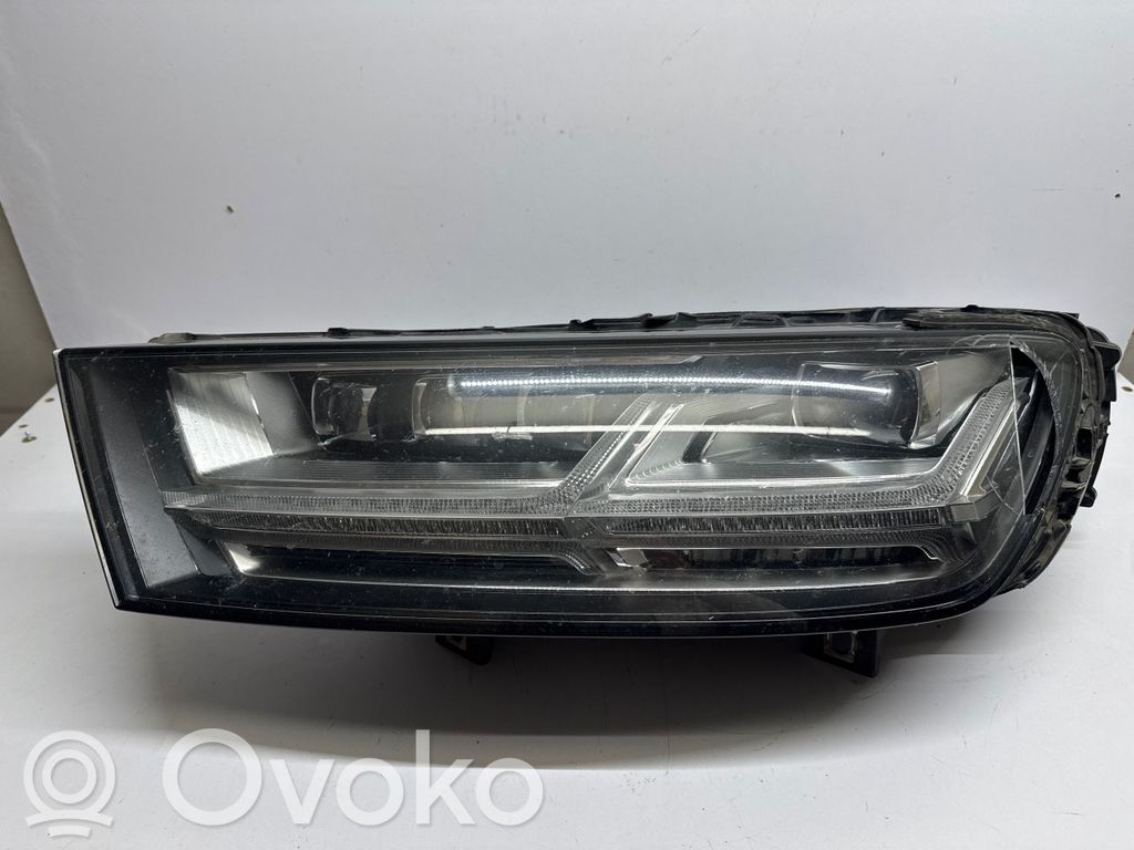 Audi Q7 4M Scheinwerfer 