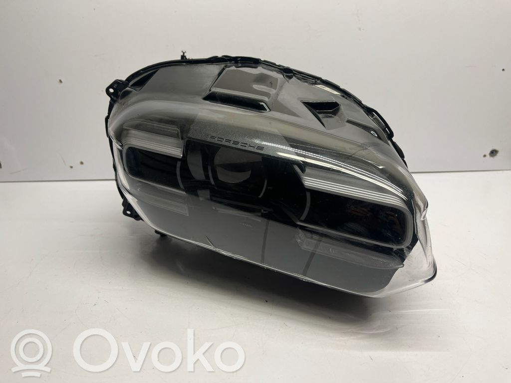 Porsche Taycan 9J1 Lampa przednia 
