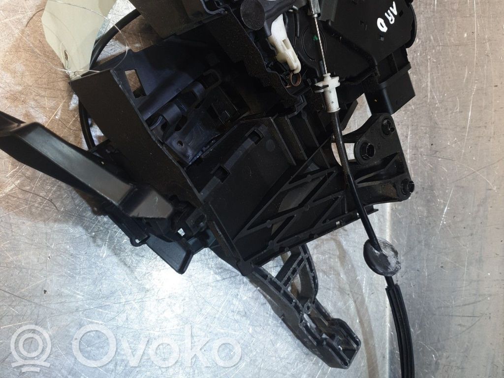 Ford Kuga I Zamek drzwi tylnych 