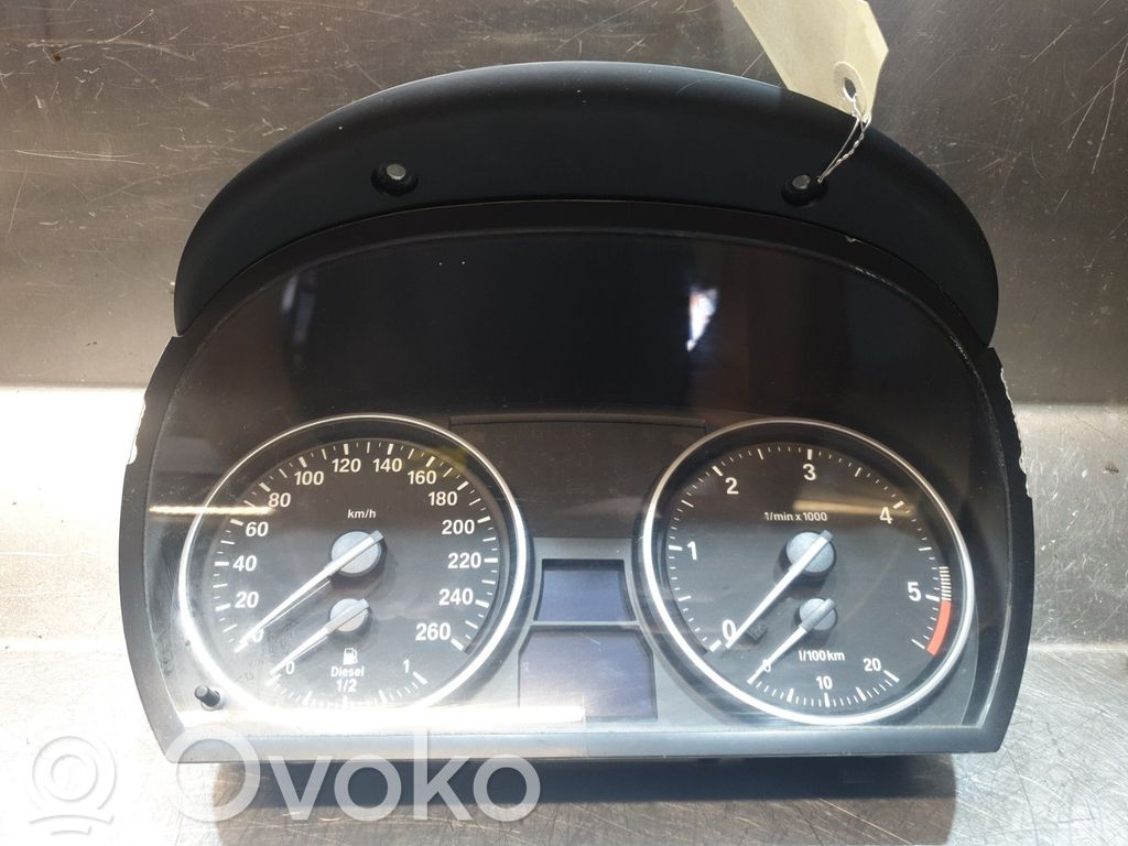 BMW X1 E84 Spidometrs (instrumentu panelī) 