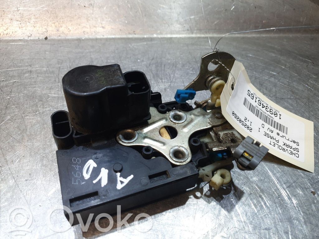 Chevrolet Spark Etuoven lukko 