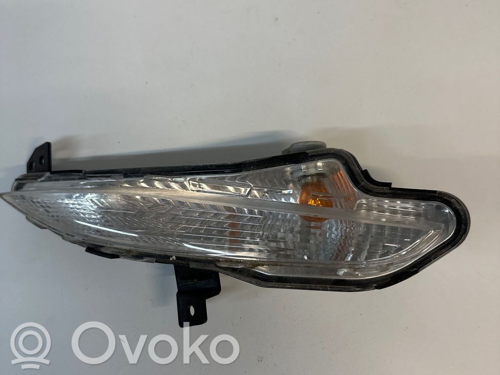 Peugeot 308 Front indicator light 
