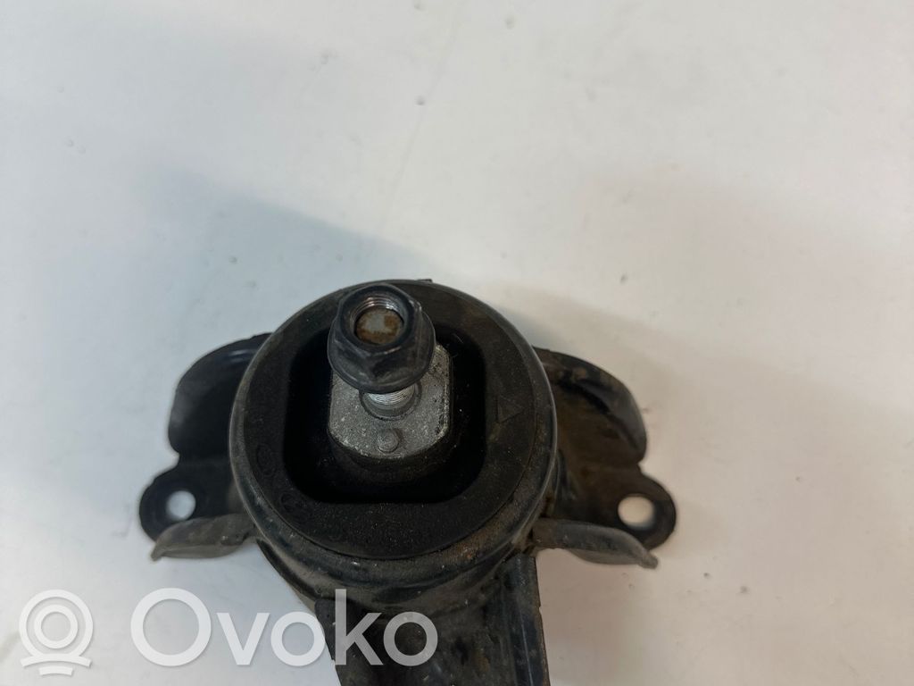 KIA Ceed Engine mount bracket 