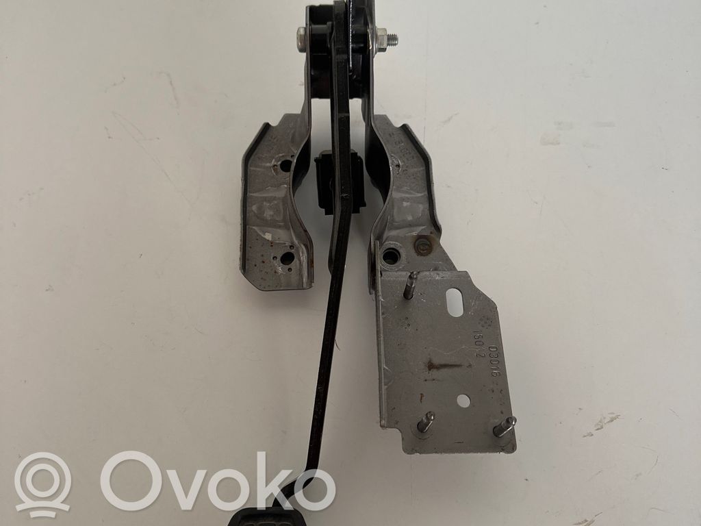 Peugeot 308 Brake pedal 