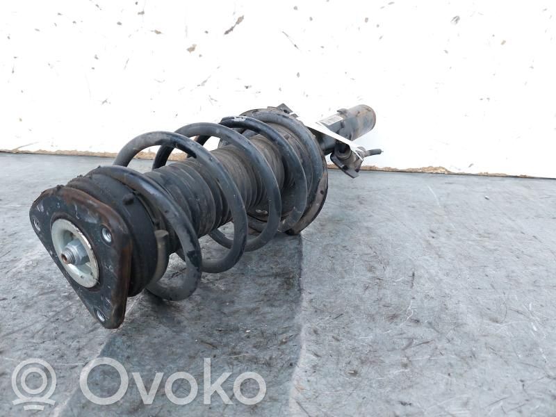 Ford Focus Priekšpusē amortizators 