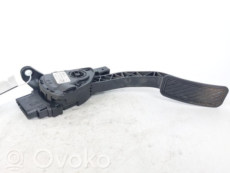 Akceleratoriaus pedalas   8V219F836AC,8V219F836AC