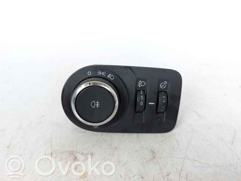 Light switch   13470443,13470443