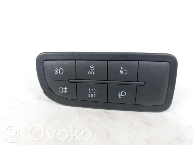 Fiat Tipo Center console 