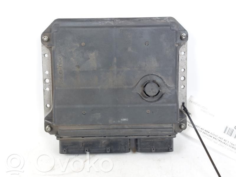 Toyota Yaris Engine control unit/module 