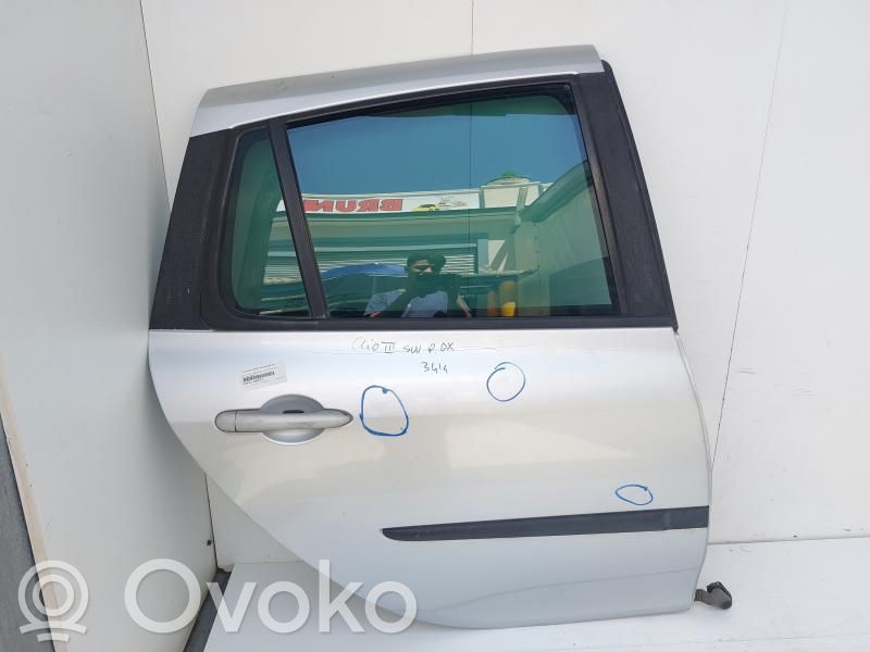 Renault Clio III Puerta trasera 