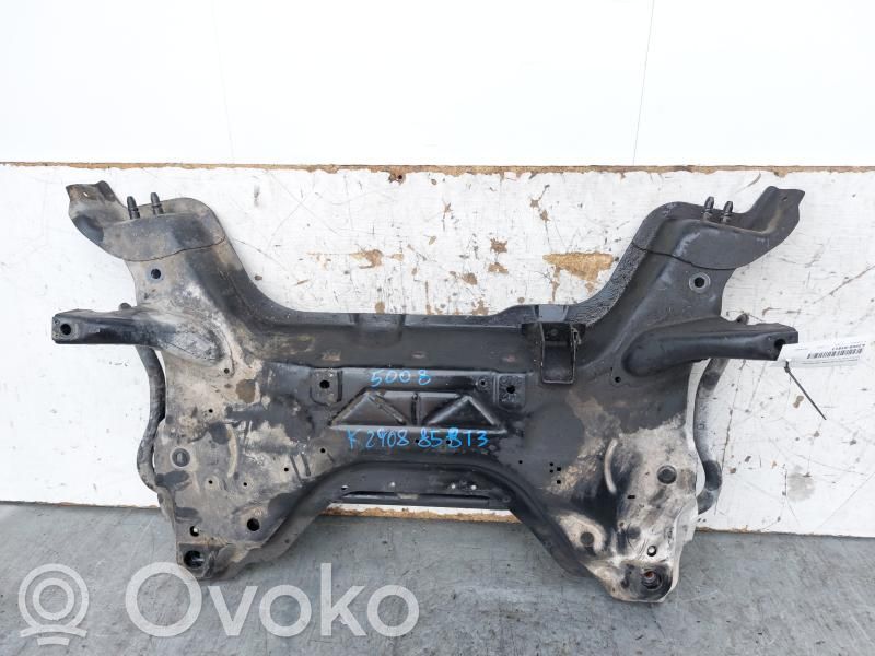 Peugeot 5008 Front subframe 