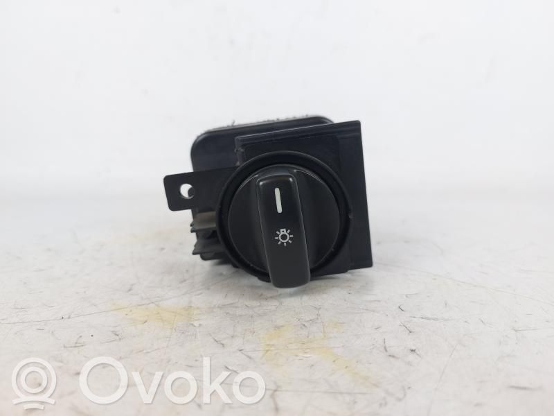 Mercedes-Benz A W169 Interruptor de luz 