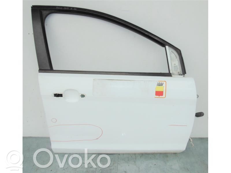 Ford Focus Дверь 