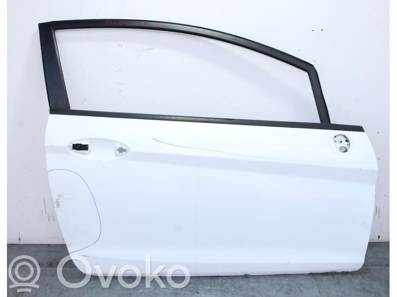 Ford Fiesta Puerta delantera 
