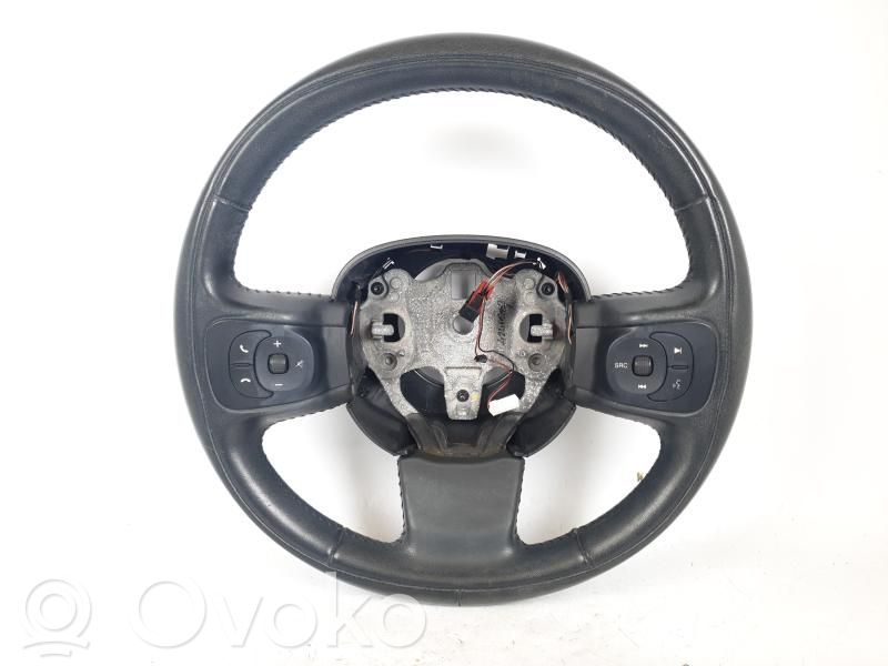 Fiat 500L Ohjauspyörä 