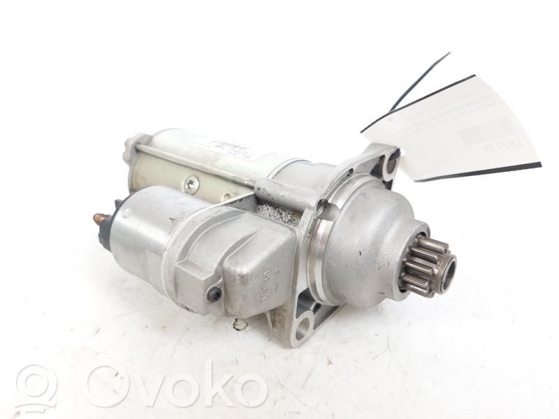 Volkswagen Golf IV Starter motor 