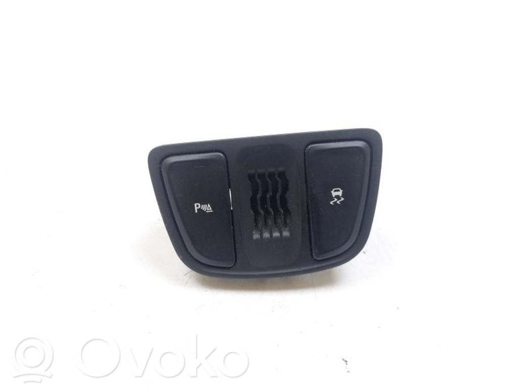 Opel Zafira C Center console 