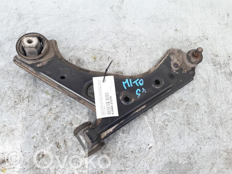 Alfa Romeo Mito Querlenker Achsschenkel vorne 