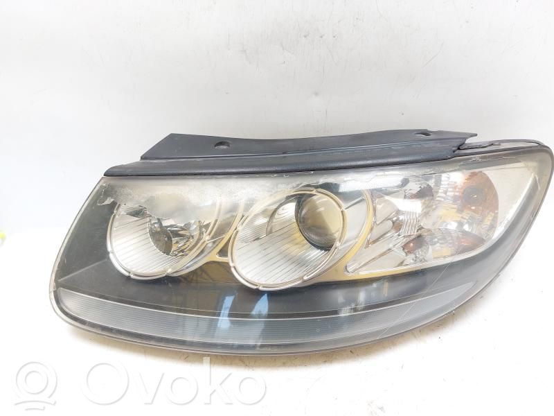 Hyundai Santa Fe Lampa przednia 
