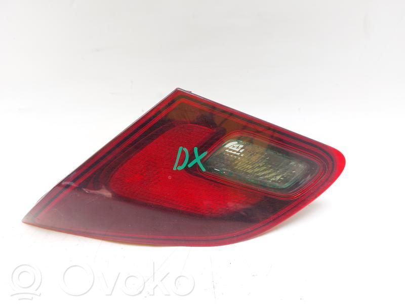 Opel Astra J Lampa tylna 
