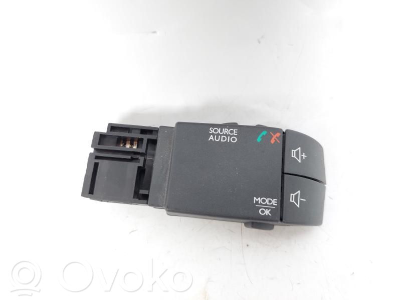 Dacia Lodgy Unità principale autoradio/CD/DVD/GPS