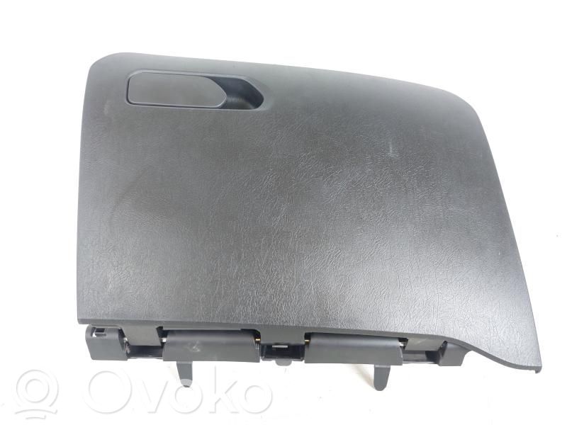 Fiat Tipo Glove box 