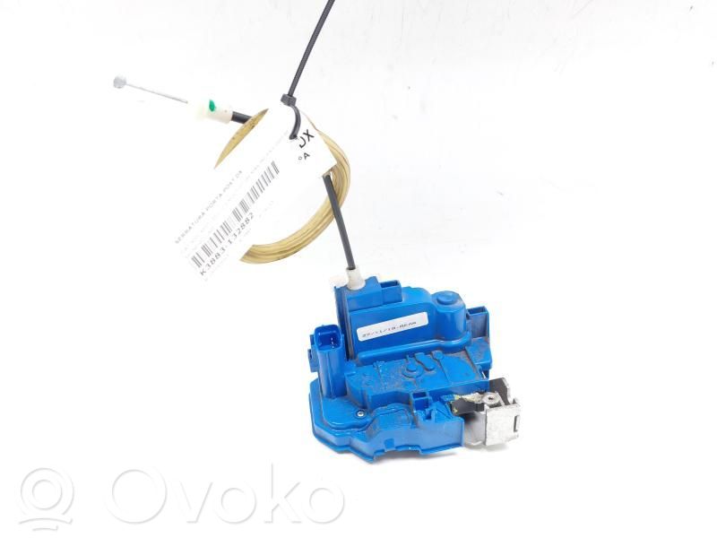 Fiat 500L Zamek drzwi tylnych 