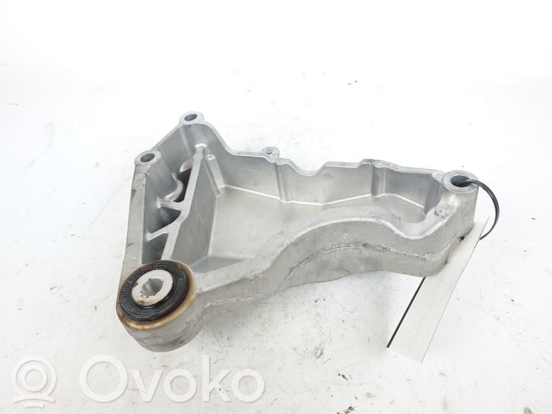 Mercedes-Benz GLA W156 X156 Supporto di montaggio del motore 
