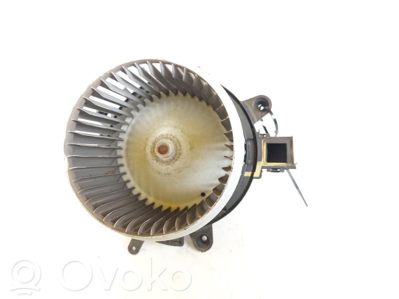 Opel Combo E Salono oro mazgo plastikinis korpusas 