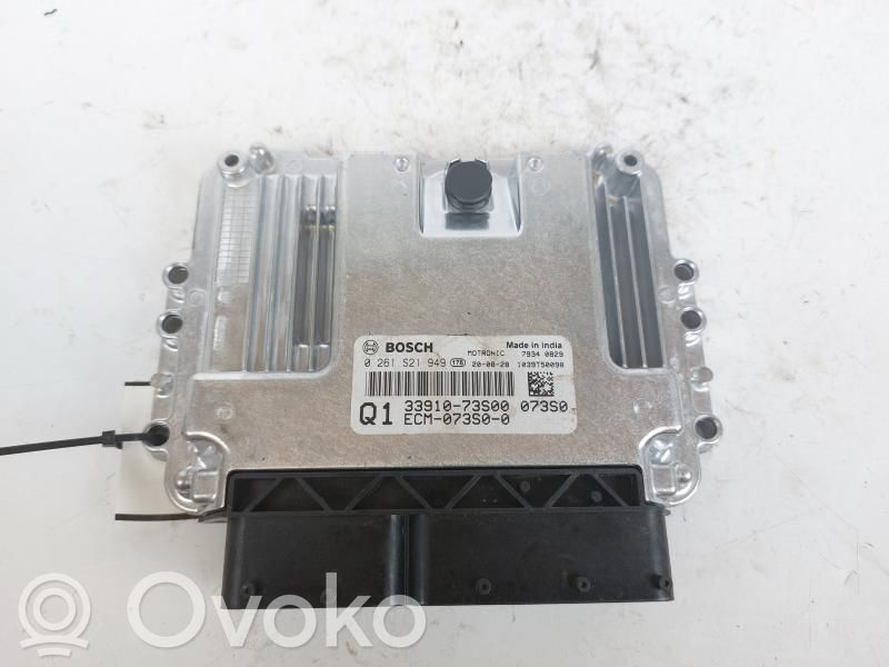 Suzuki Swift III Engine control unit/module 