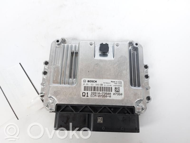 Suzuki Swift III Engine control unit/module 