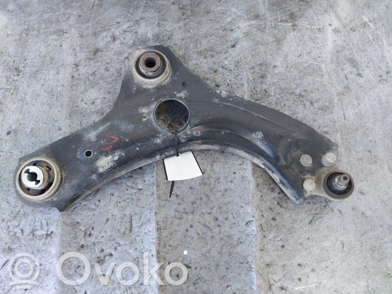 Renault Clio V Front control arm 