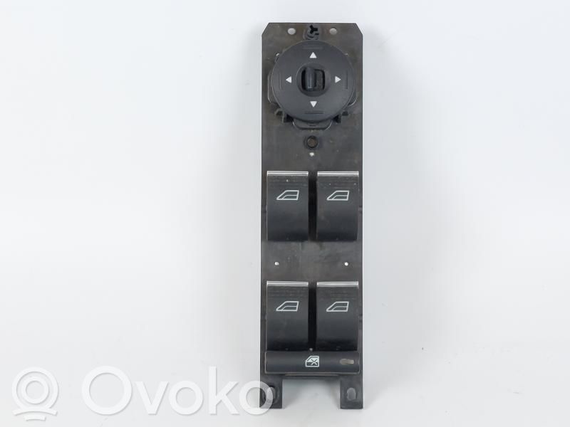 Ford B-MAX Przyciski szyb 