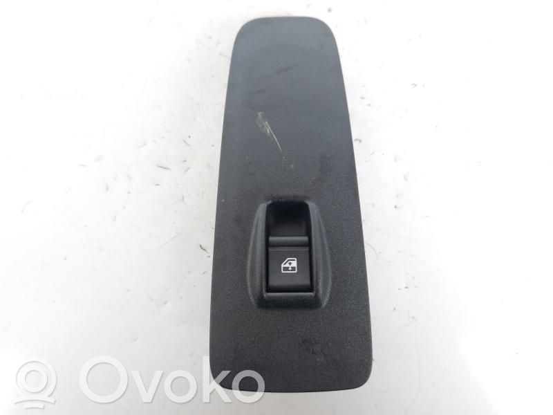 Opel Movano B Interruptor del elevalunas eléctrico 