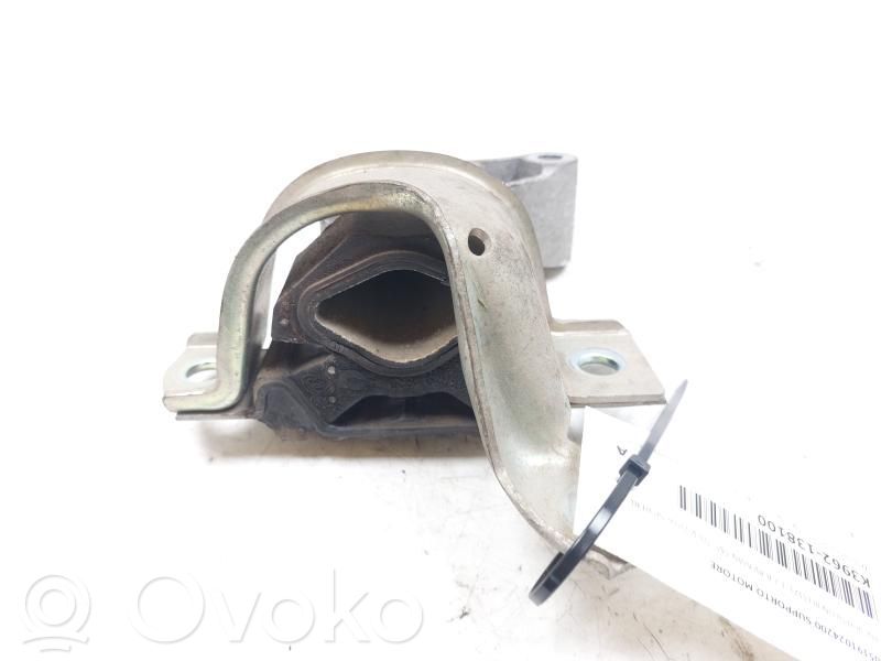 Lancia Ypsilon Engine mount bracket 