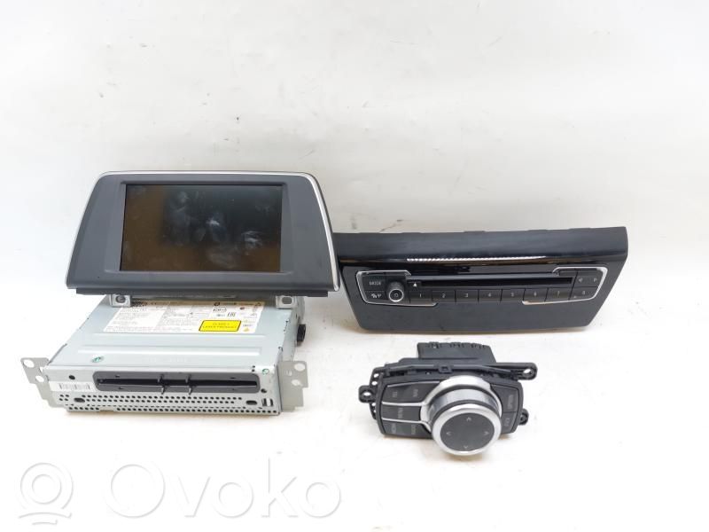 BMW 2 F46 Unitate principală radio/CD/DVD/GPS 