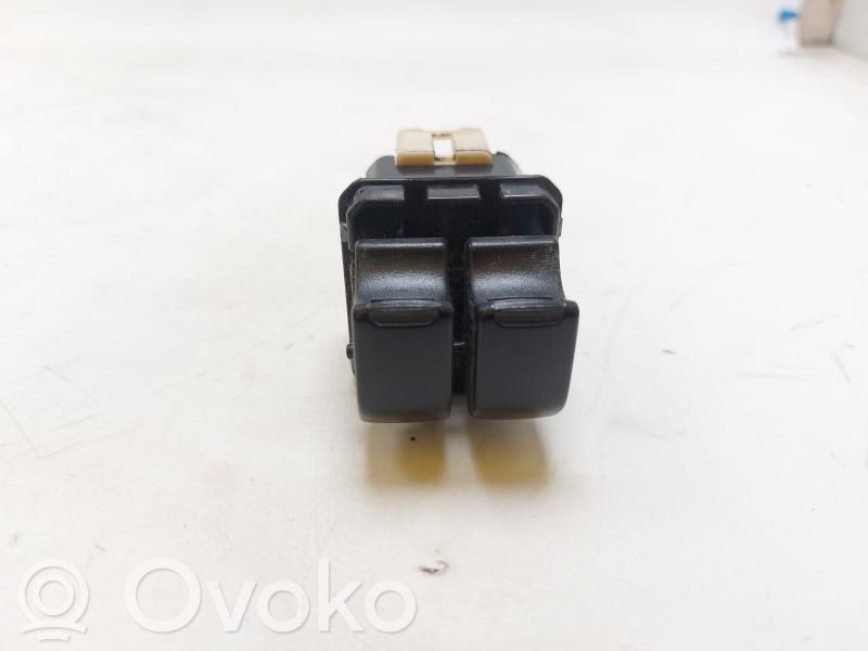 Chevrolet Spark Electric window control switch 