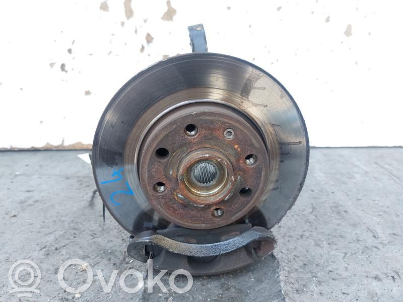 Opel Corsa C Piasta koła przedniego