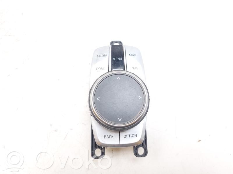 BMW 7 G11 G12 Consola central 