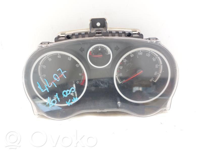 Opel Corsa D Nopeusmittari (mittaristo) 