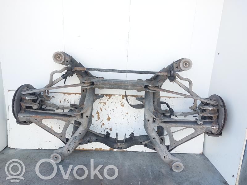 Eje trasero   7L8599030F,7L0500041