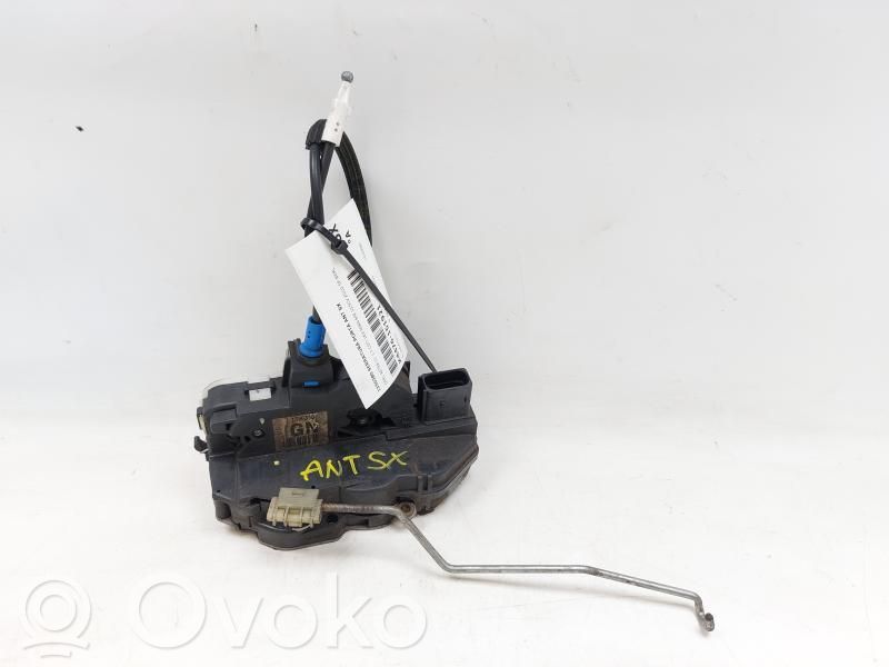 Opel Astra J Zamek drzwi przednich 