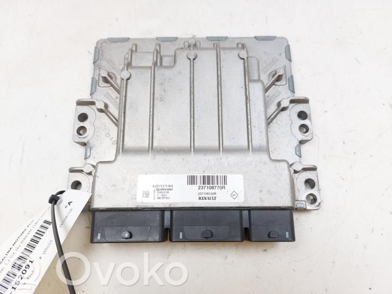 Renault Clio IV Engine control unit/module 