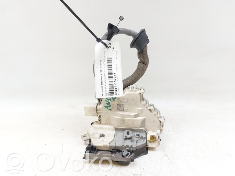 Audi A1 Priekšpusē slēdzene 
