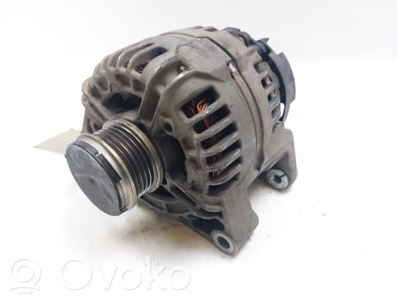 Opel Meriva B Generatore/alternatore 