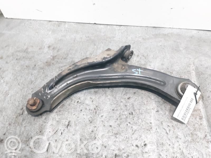 Renault Clio IV Front control arm 