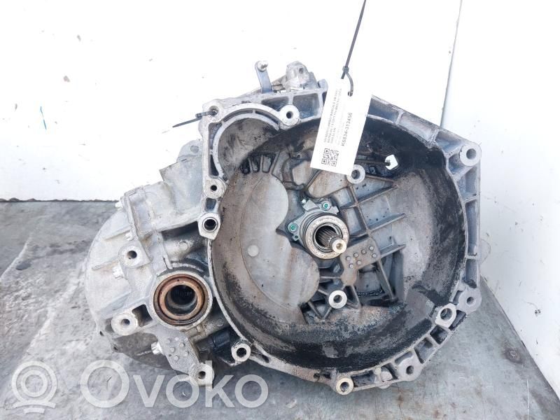 Opel Astra H Caja de cambios manual de 5 velocidades 