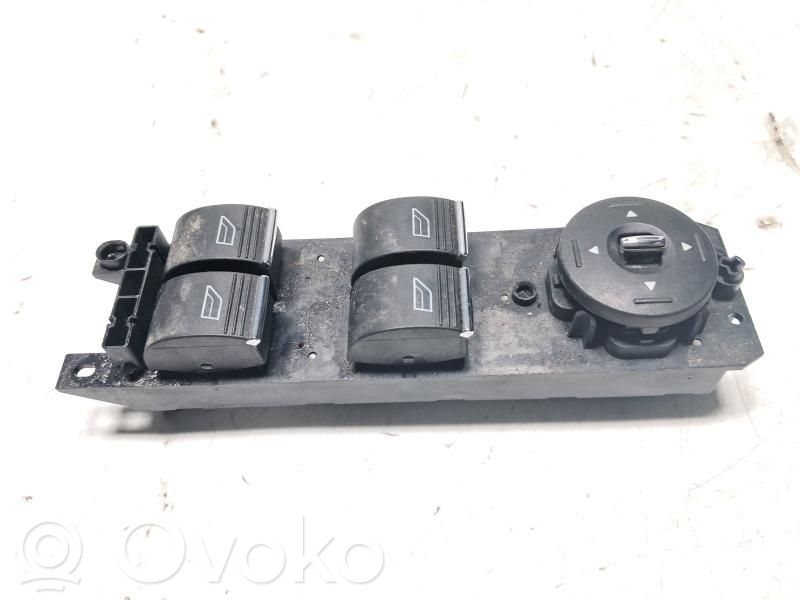 Ford Focus Electric window control switch 