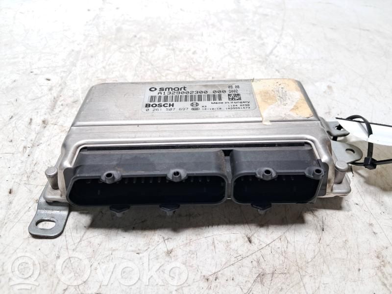 Smart ForTwo II Engine control unit/module 