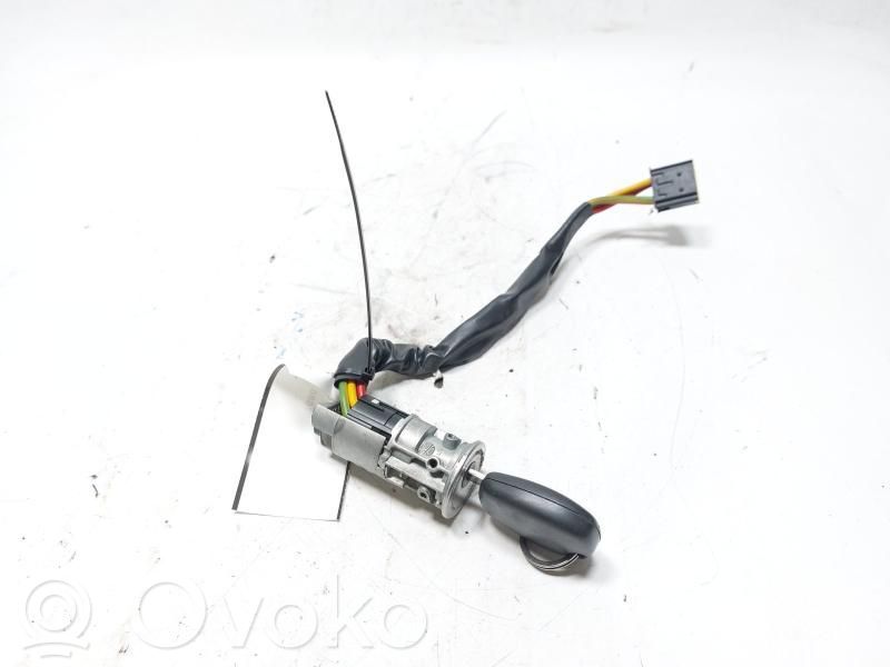 Dacia Sandero Ignition lock 